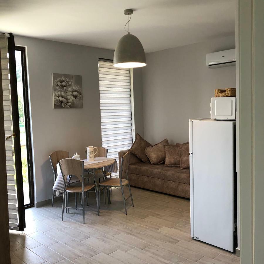 Апартаменты SHAKO&NAKO HOME Уреки Экстерьер фото