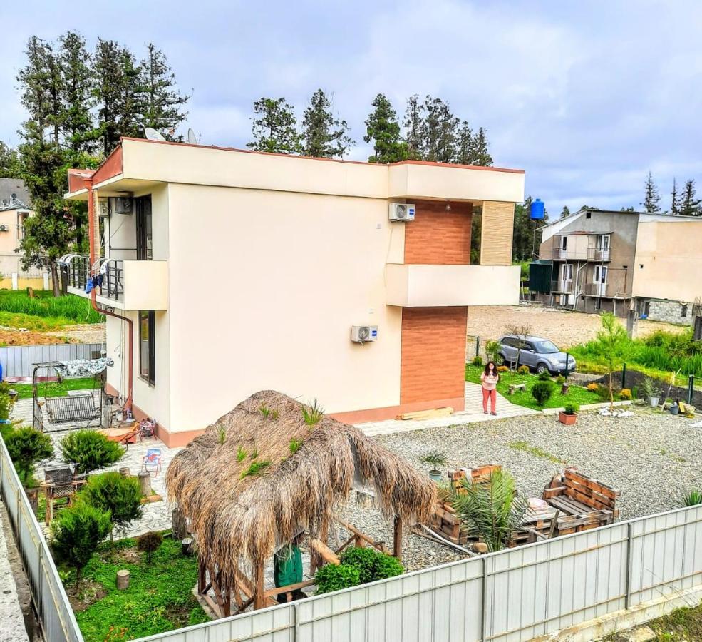 Апартаменты SHAKO&NAKO HOME Уреки Экстерьер фото